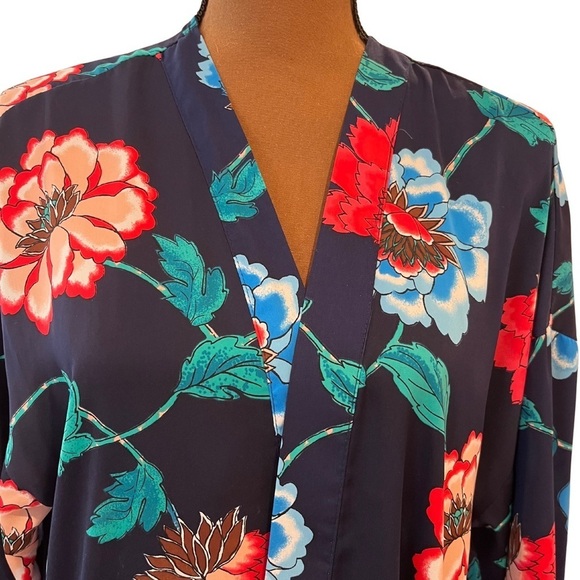 Forever 21 Floral Kimono in Blue - Picture 3 of 5